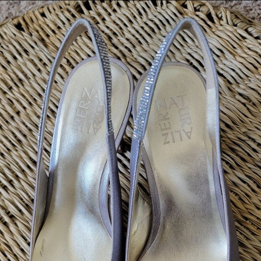 Naturalizer Women's Aleah Slingbacks Pum - Picture 2 of 9